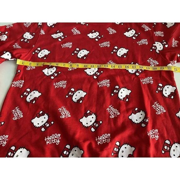 Hello Kitty All Over Red Crewneck Sweatshirt Women’s Sz XL NEW No Tags Bioworld - Picture 5 of 9